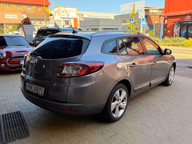 Renault Megane 2014, L'vіv, $8 500 - image 4