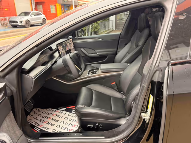 Tesla Model S 2023, L'vіv, $41 900 - image 5
