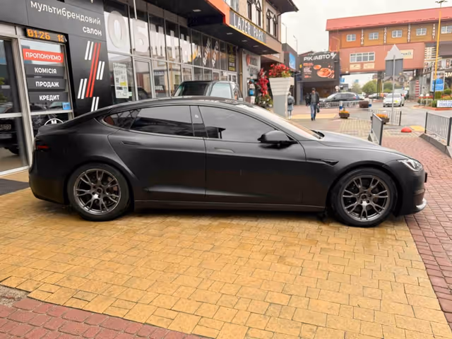 Tesla Model S 2023, L'vіv, $41 900 - image 3