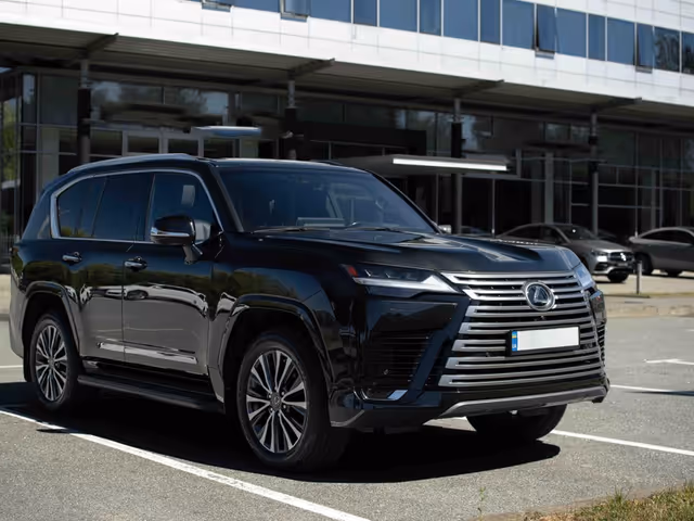 Lexus LX 2023, Львов, $121 900 - изображение 2