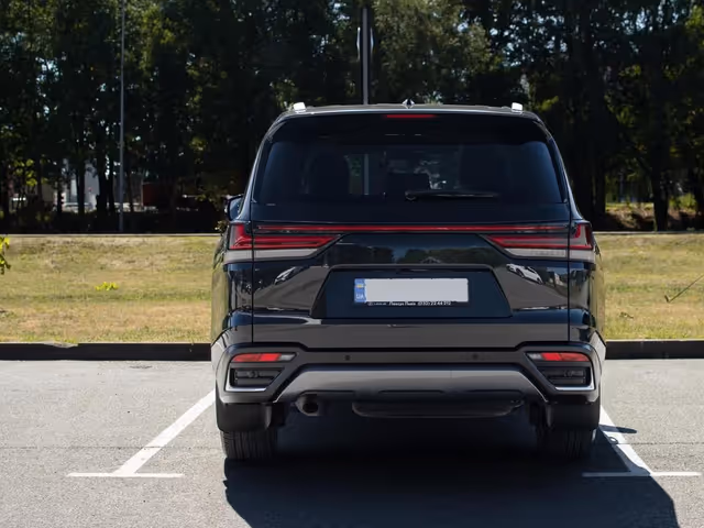 Lexus LX 2023, Львов, $121 900 - изображение 3
