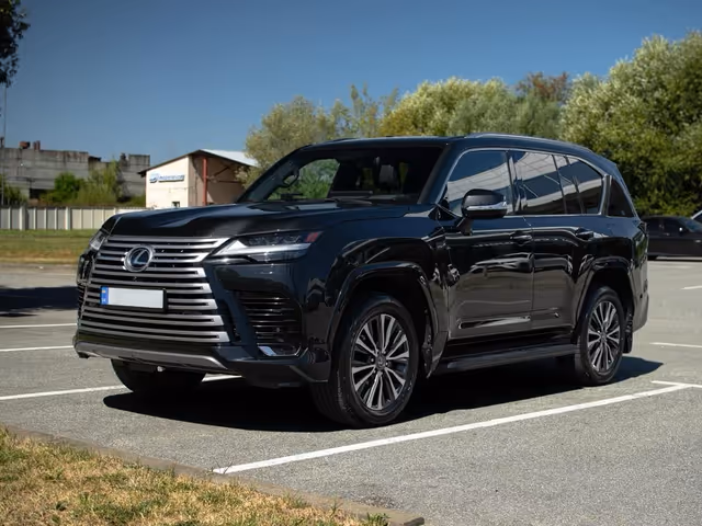Lexus LX 2023, Львов, $121 900 - изображение 1