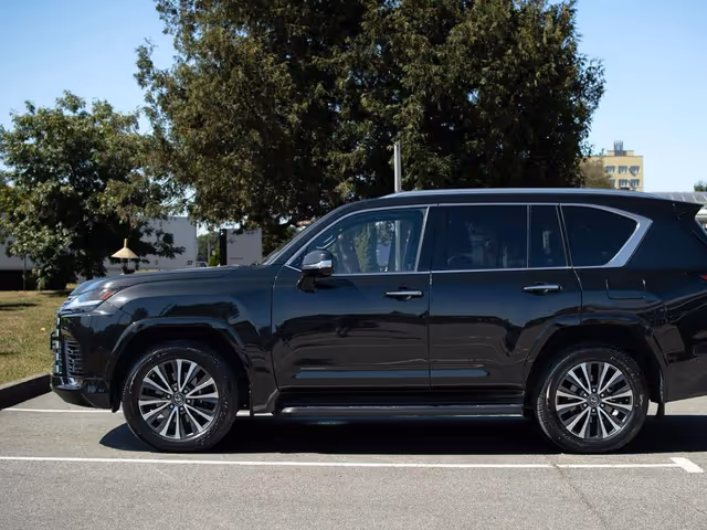 Lexus LX 2023, Львов, $121 900 - изображение 5