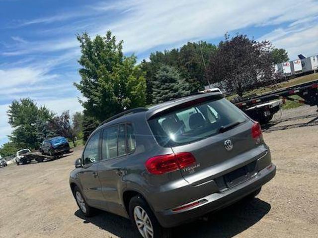 Volkswagen Tiguan - фото 5