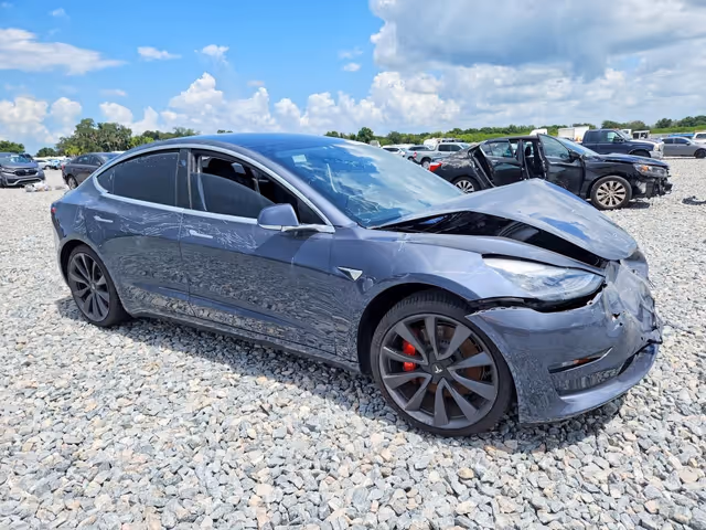 Tesla Model 3 2020, Львов, $14 000 - изображение 4