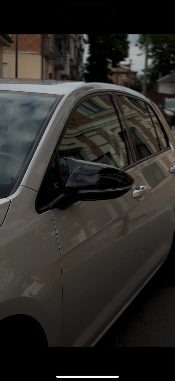 Volkswagen Golf - фото 3