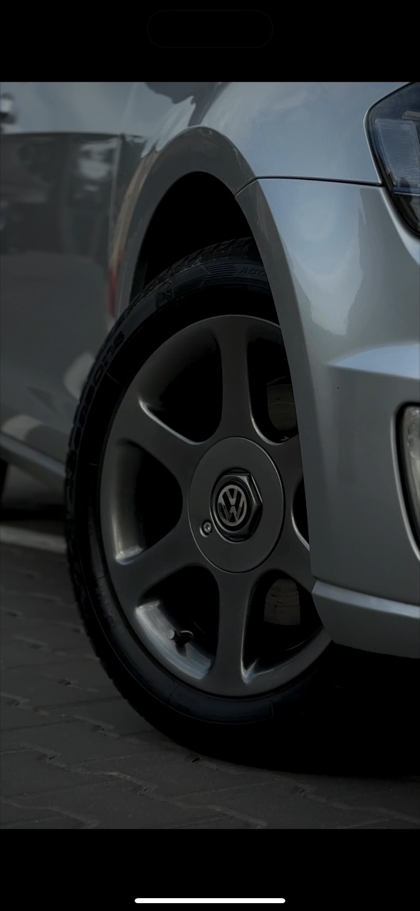 Volkswagen Golf - фото 2