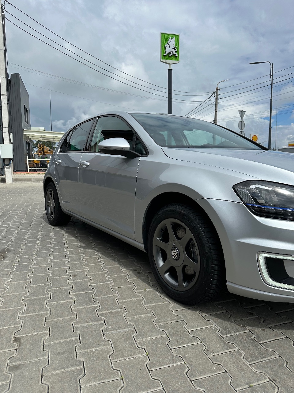 Volkswagen Golf - фото 17