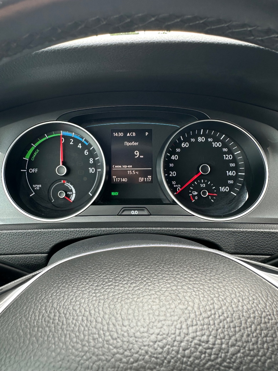 Volkswagen Golf - фото 25