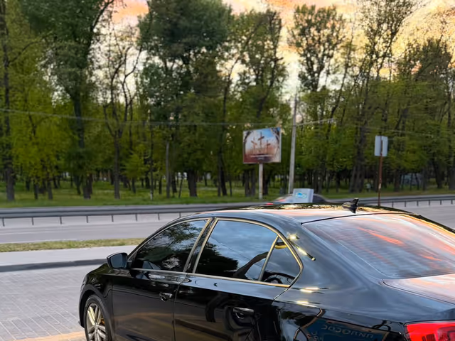 Volkswagen Jetta 2015, Днепр, $9 500 - изображение 2