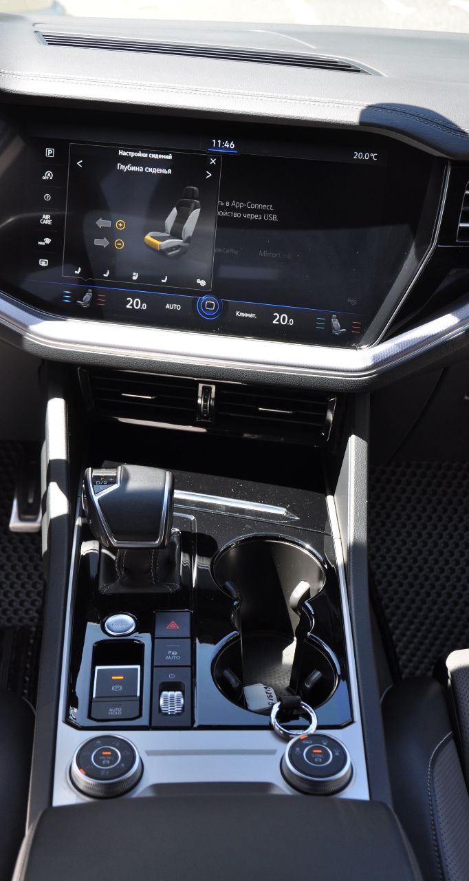 Volkswagen Touareg - фото 52