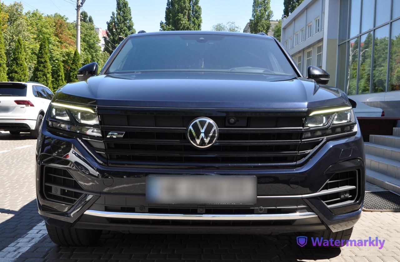 Volkswagen Touareg - фото 16