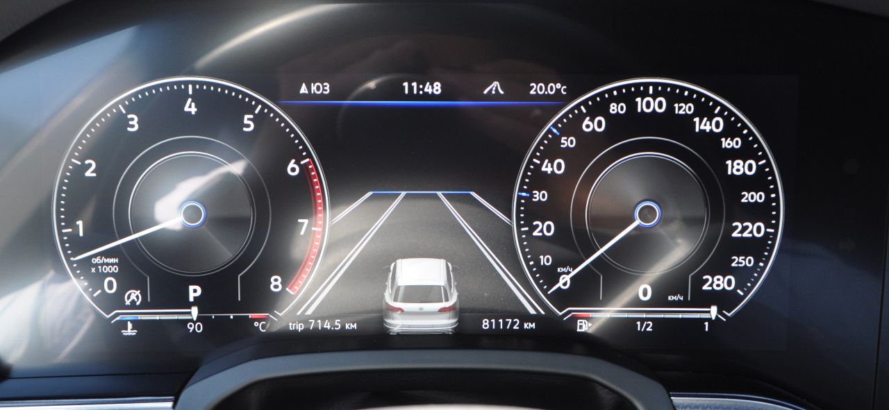 Volkswagen Touareg - фото 40