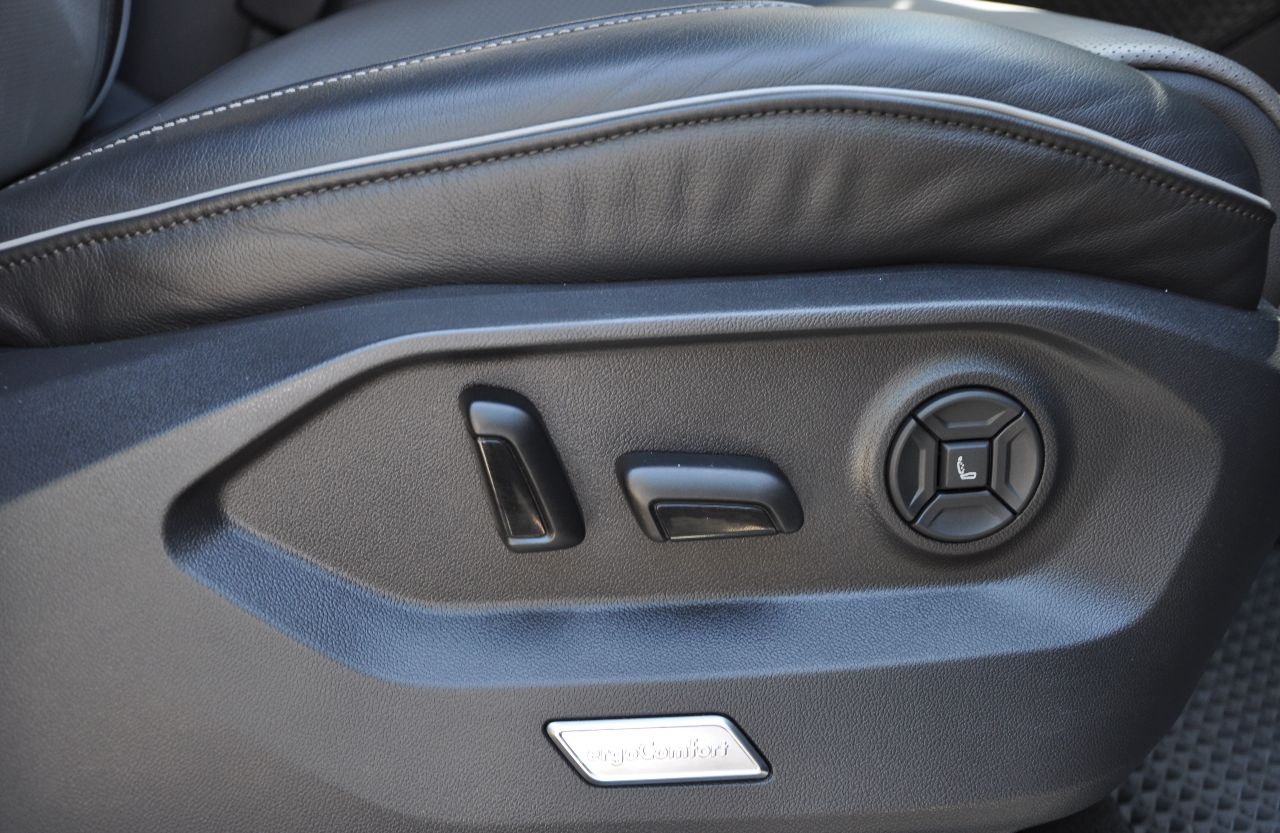 Volkswagen Touareg - фото 26