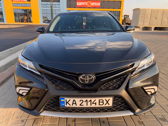 Toyota Camry 2017, Kyiv (city), $17 500 - image 1