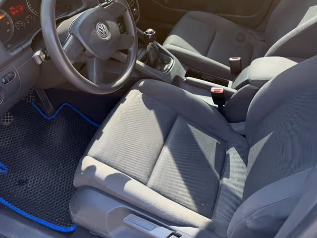 Volkswagen Golf 2004, Днепр, $4 500 - изображение 5
