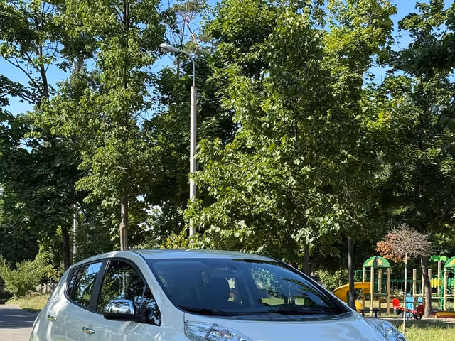 Nissan Leaf 2015, Буча, $7 150 - изображение 2