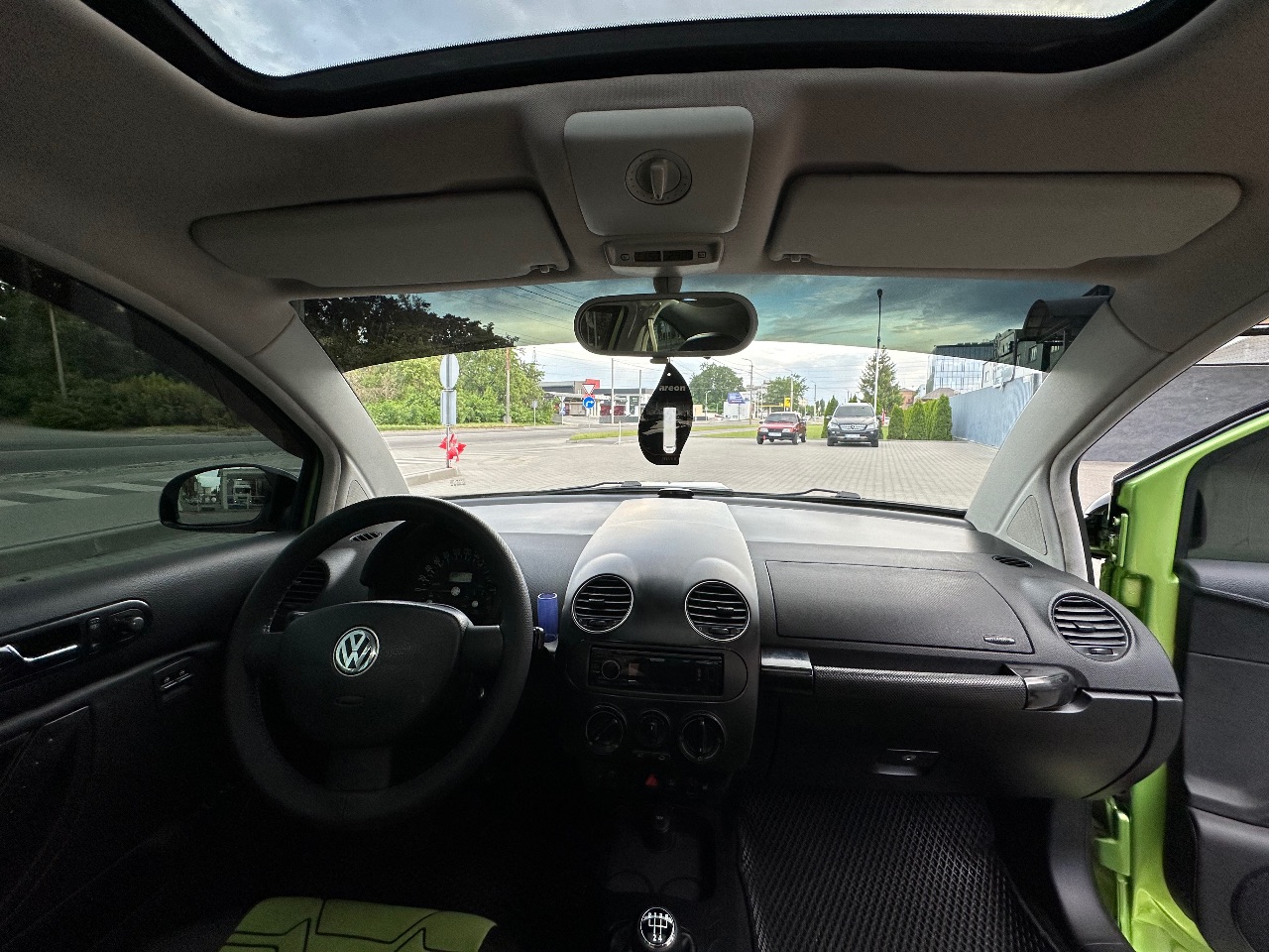 Volkswagen Beetle - фото 28