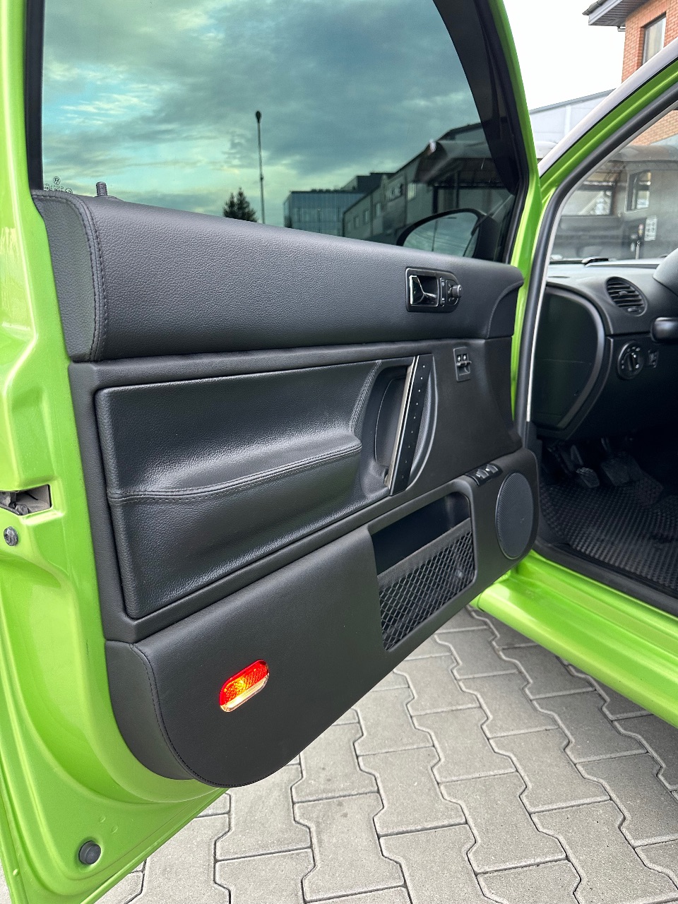 Volkswagen Beetle - фото 33