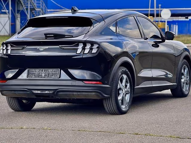 Ford Mustang Mach-E 2022, Одесса, $17 000 - изображение 5