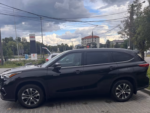 Toyota Highlander 2021, L'vіv, $47 000 - image 3