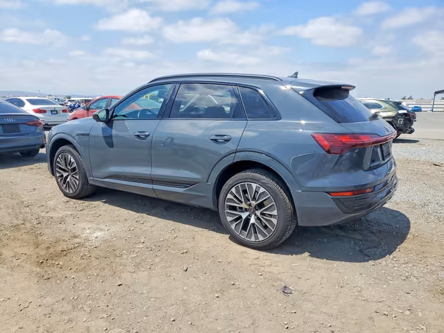Audi SQ8 e-tron 2024, Odesa, $46 000 - image 5