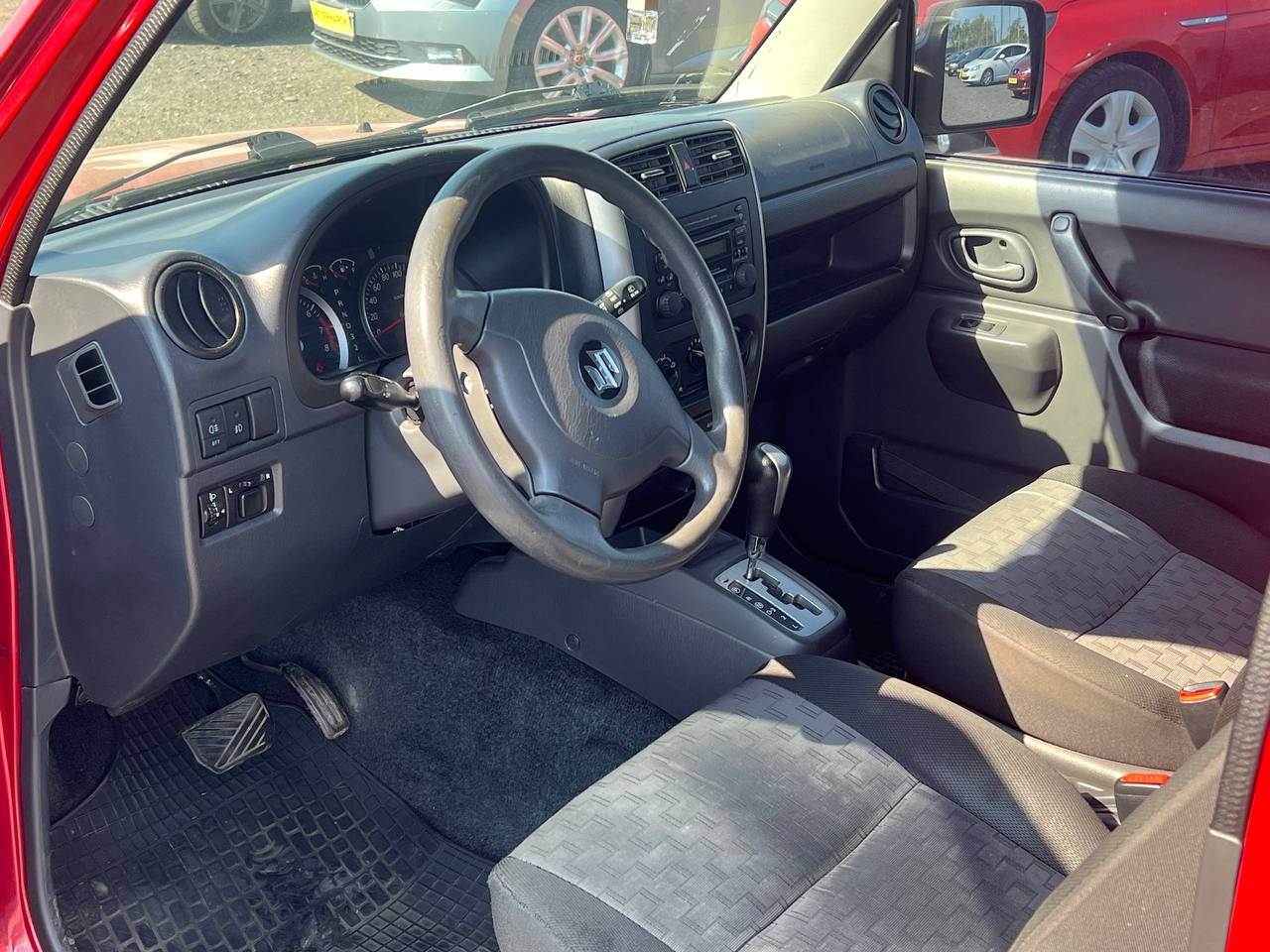 Suzuki Jimny - фото 10