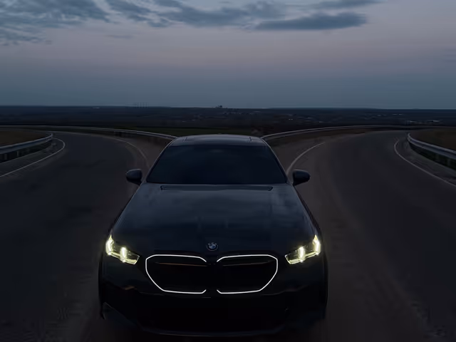 BMW i5 2023, Кривой Рог, $53 000 - изображение 5