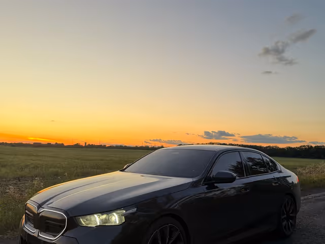 BMW i5 2023, Кривой Рог, $53 000 - изображение 4