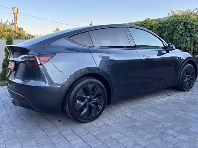 Tesla Model Y 2024, Odesa, $19 800 - image 5