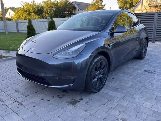 Tesla Model Y 2024, Odesa, $19 800 - image 1