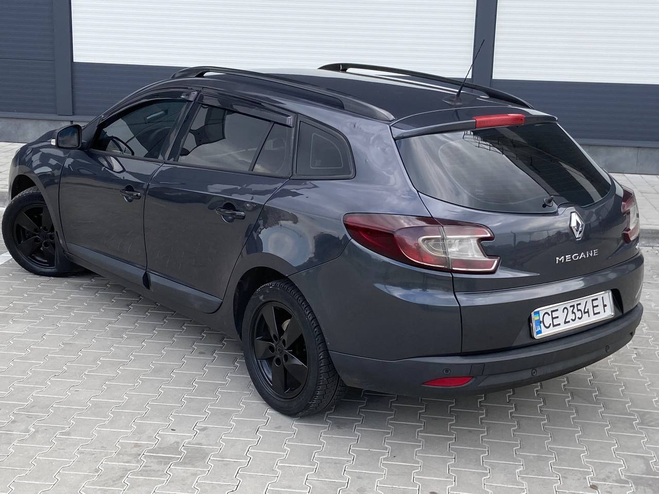 Renault Megane - фото 9