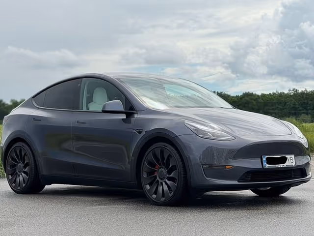 Tesla Model Y 2022, Odesa, $20 600 - image 4