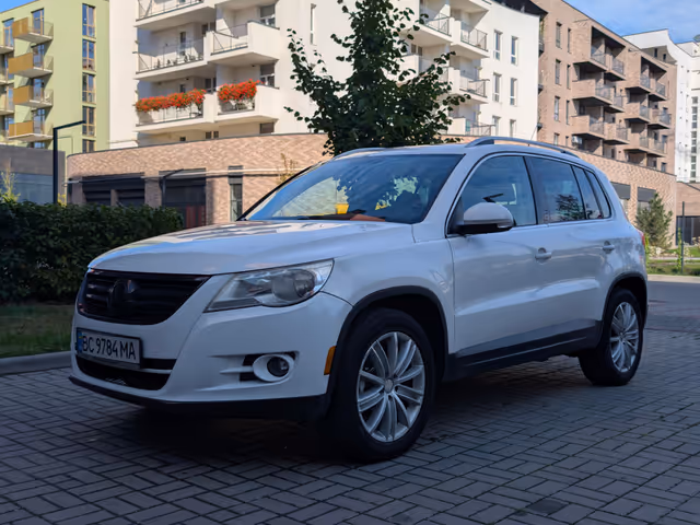 Volkswagen Tiguan 2010, L'vіv, $7 700 - image 1