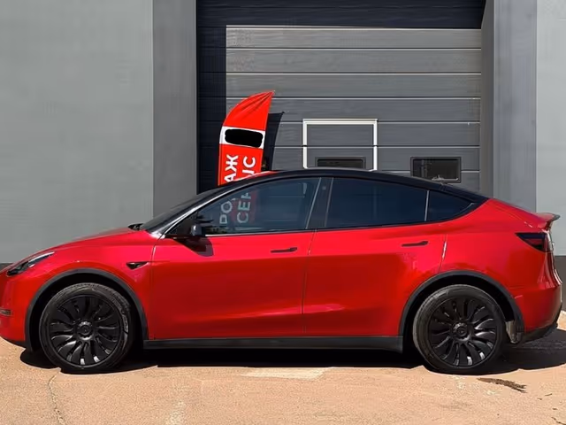Tesla Model Y 2023, Odesa, $19 999 - image 2