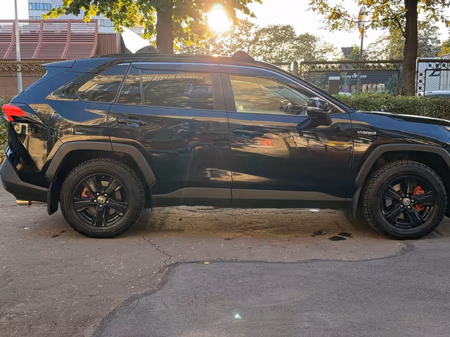 Toyota RAV4 2021, Львов, $27 400 - изображение 4