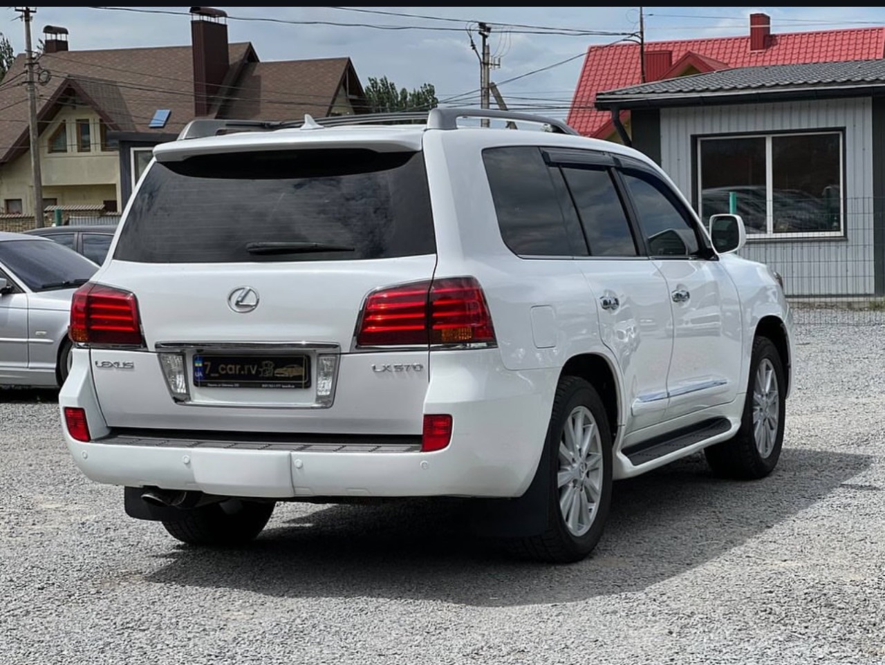 Lexus LX - фото 15