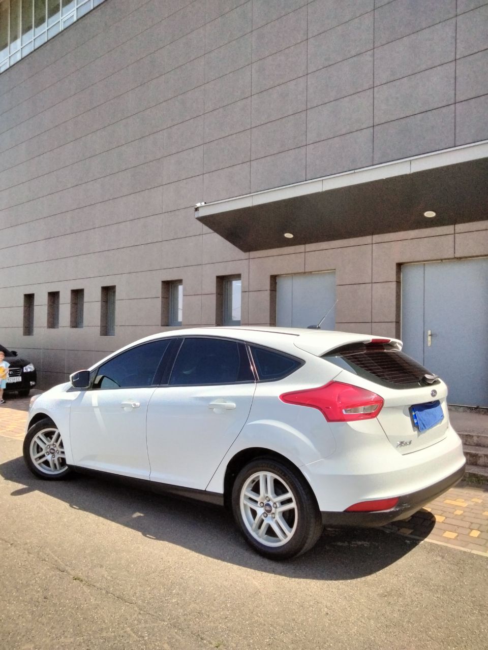 Ford Focus - фото 6