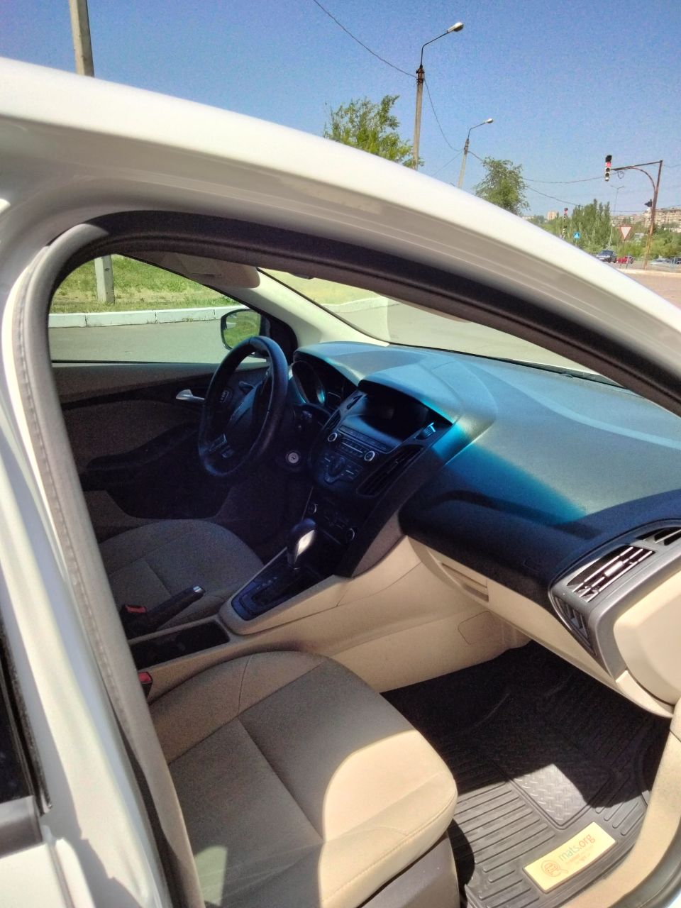 Ford Focus - фото 2