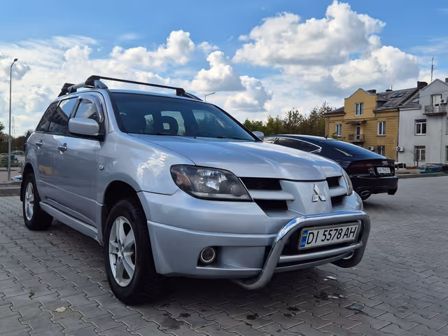 Mitsubishi Outlander 2004, L'vіv, $35 - image 1