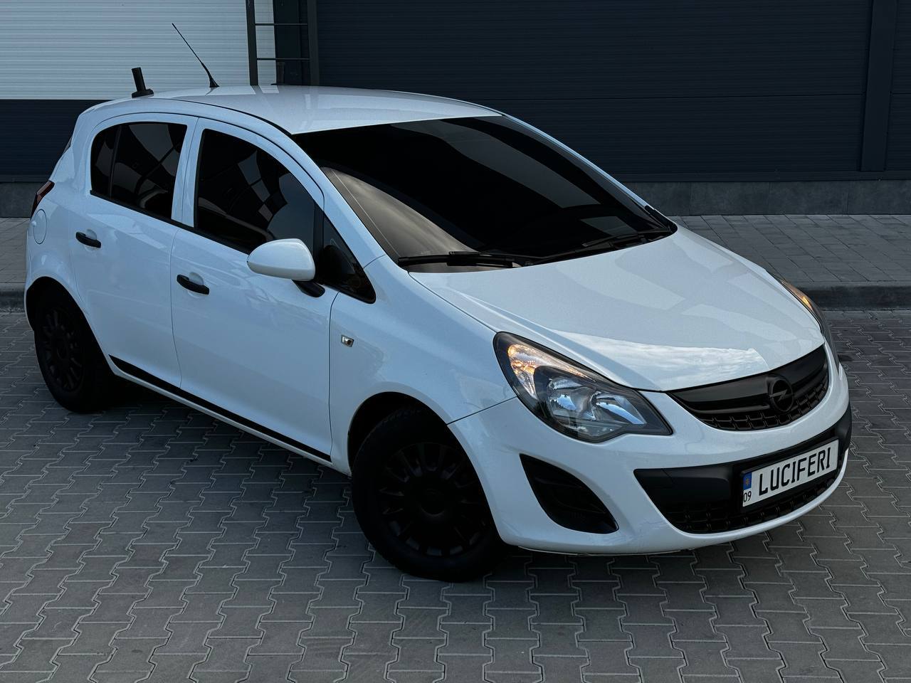 Opel Corsa - фото 10