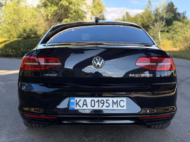 Volkswagen Passat 2015, Kyiv (city), $12 800 - image 5