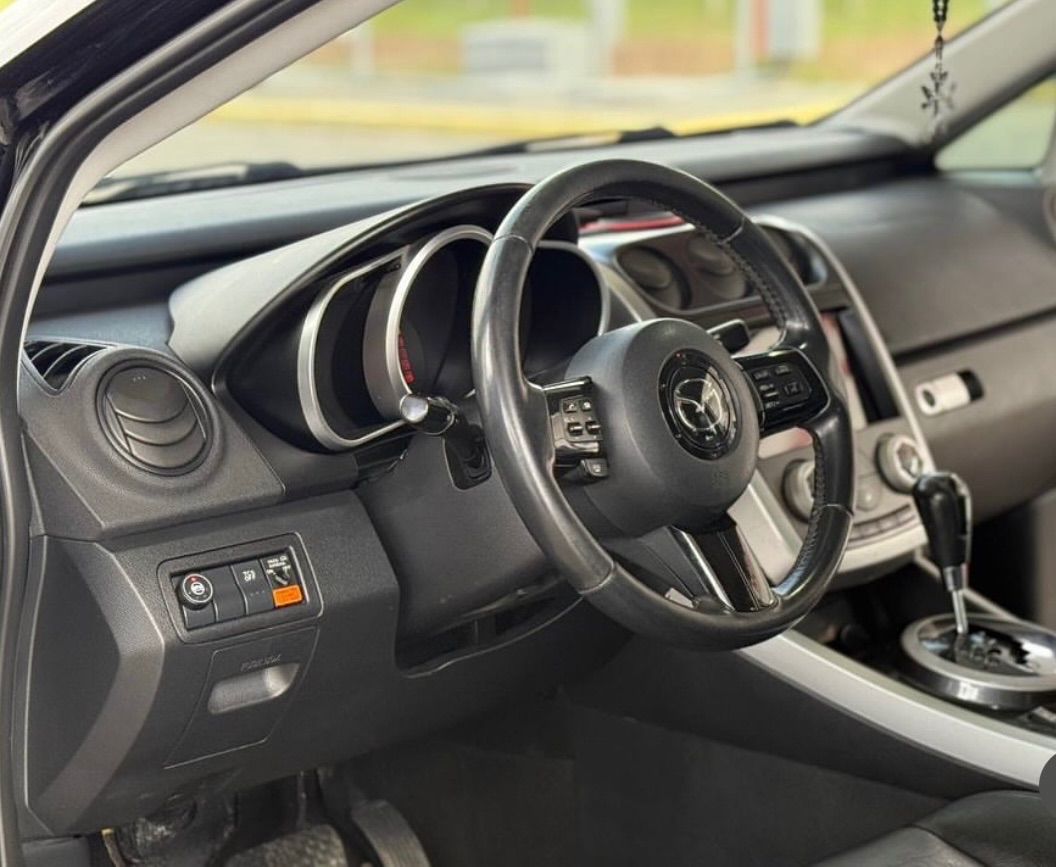 Mazda CX-7 - фото 5