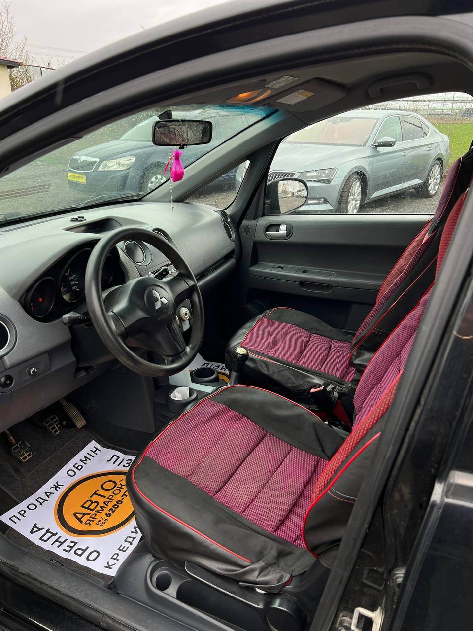 Mitsubishi Colt - фото 13