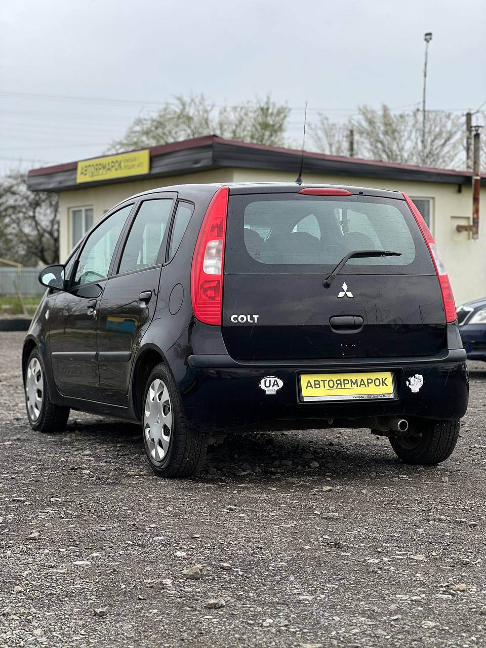 Mitsubishi Colt - фото 10