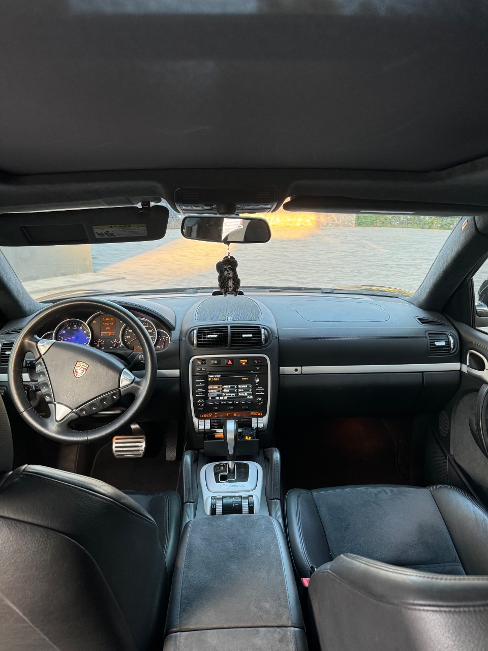 Porsche Cayenne - фото 13