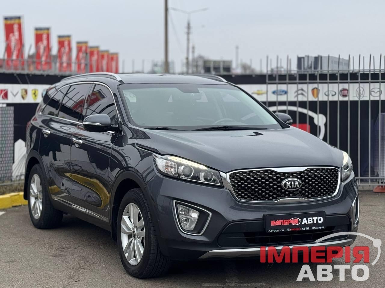 Kia Sorento - фото 3
