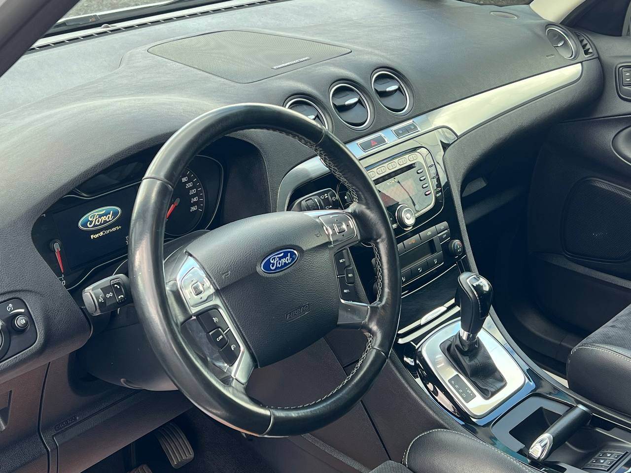 Ford S-MAX - фото 13