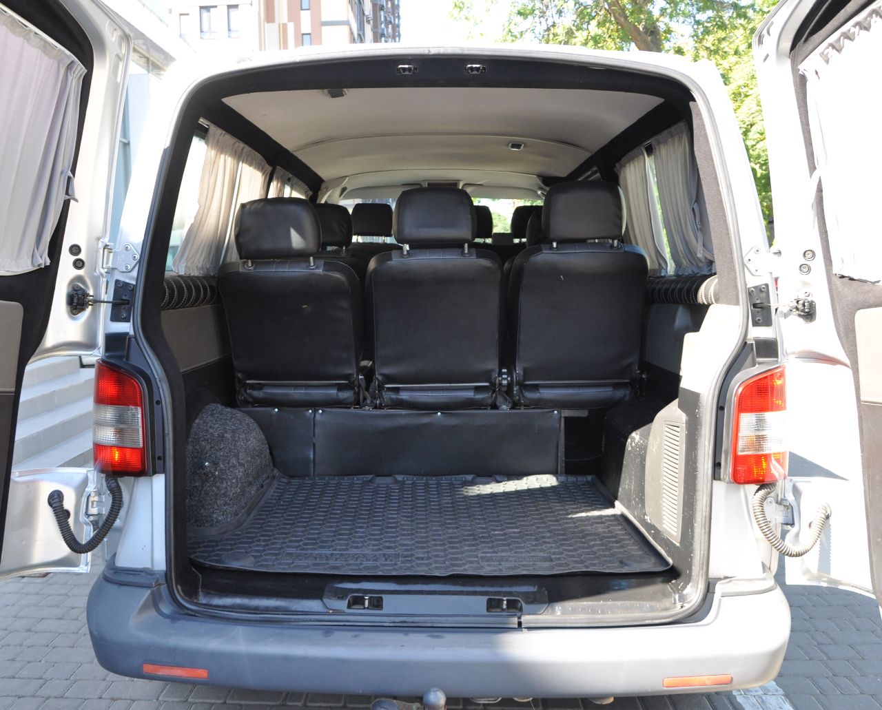 Volkswagen Transporter - фото 6