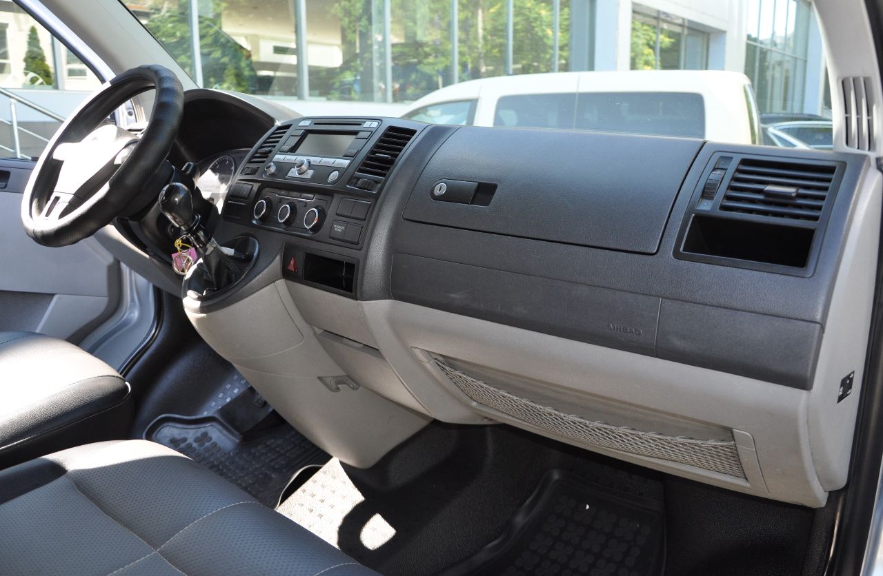 Volkswagen Transporter - фото 22